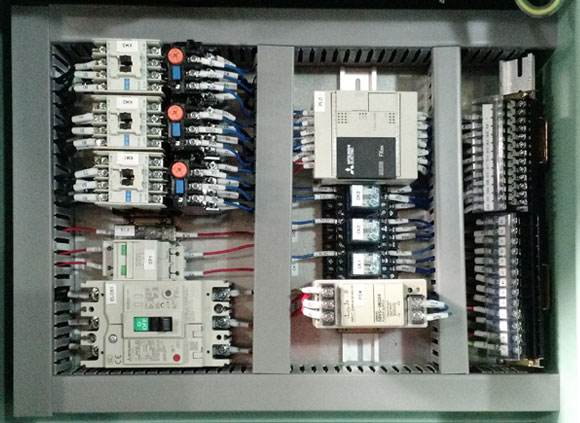 Electric control cabinet of Japanese standard